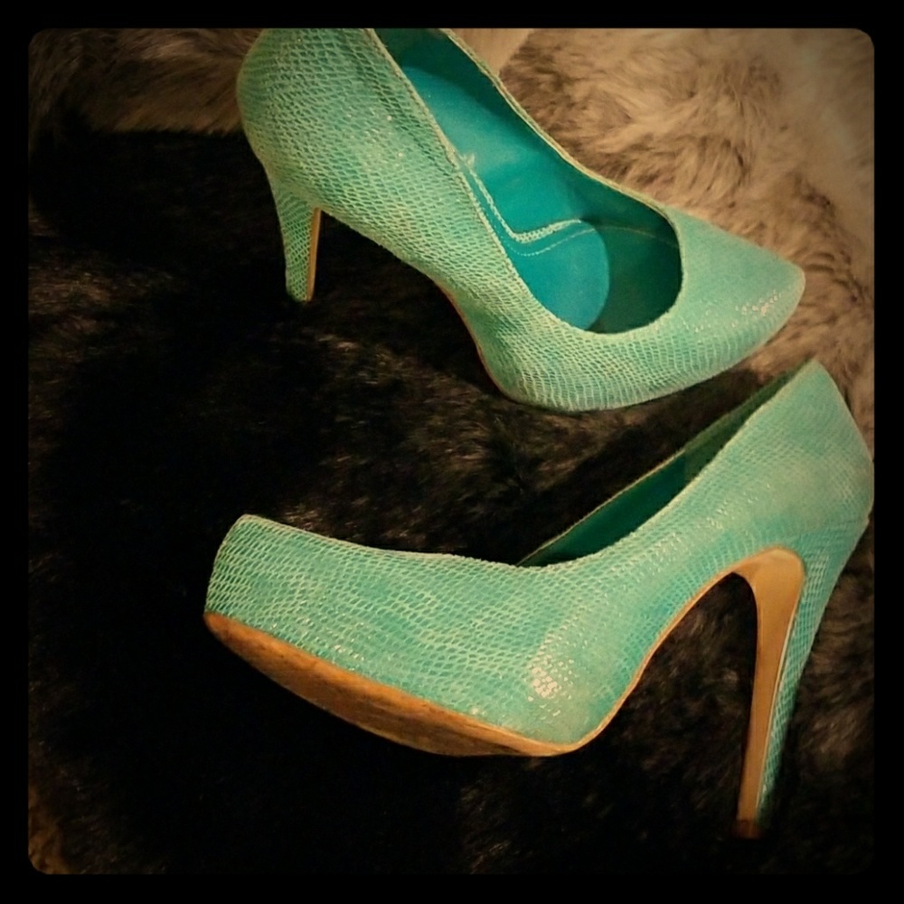 BCBG Shoes